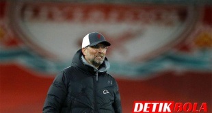 Bek Liverpool Melimpah, Pelatih Berjanji Semua Akan Bermain